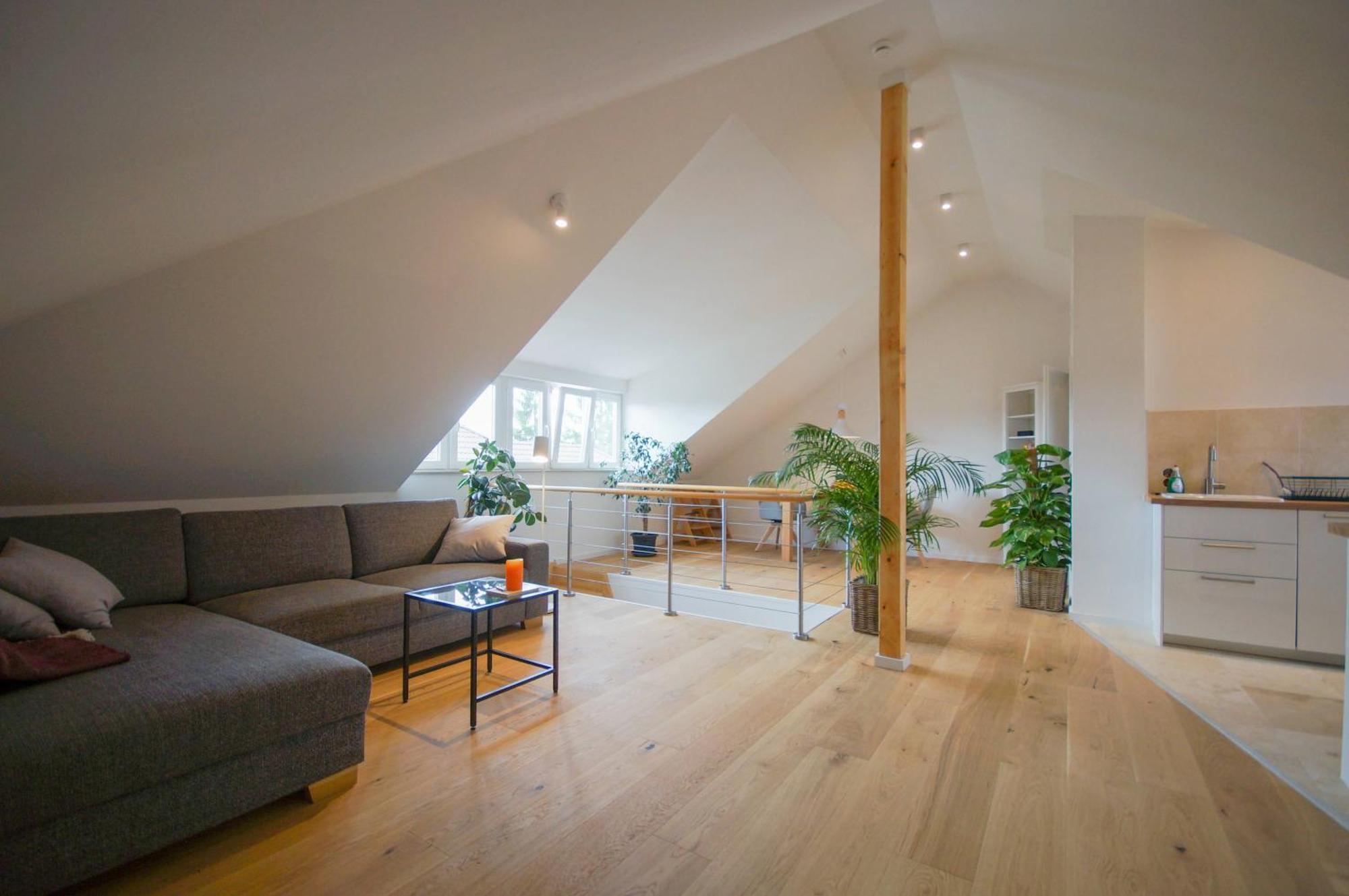 Modernes Und Helles Apartment Im Loft Stil Хайделберг Екстериор снимка