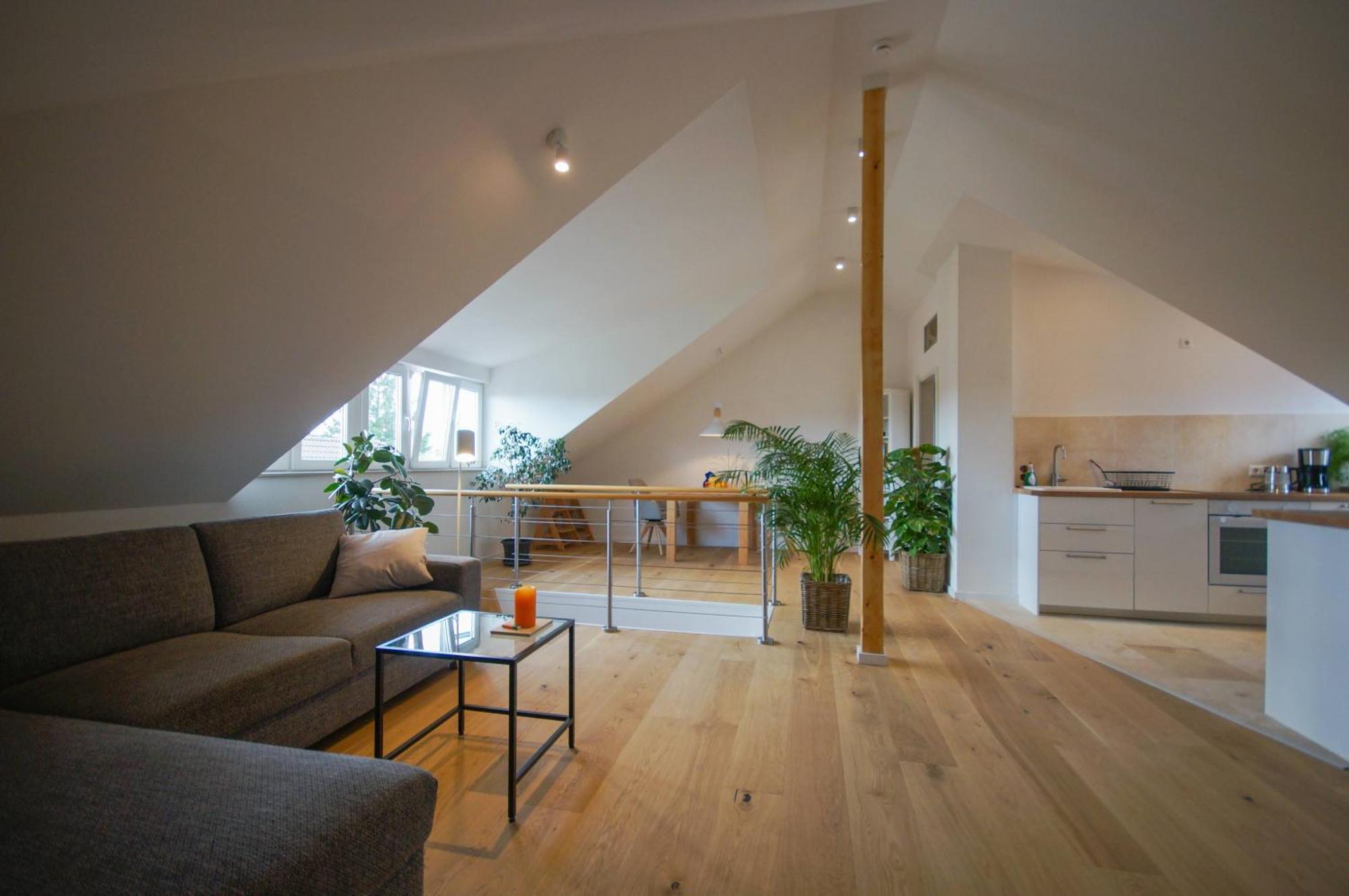 Modernes Und Helles Apartment Im Loft Stil Хайделберг Екстериор снимка