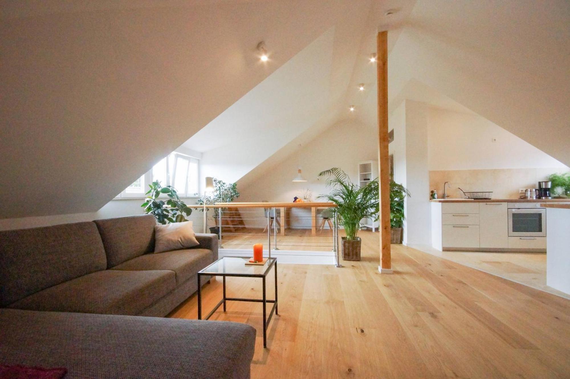 Modernes Und Helles Apartment Im Loft Stil Хайделберг Екстериор снимка